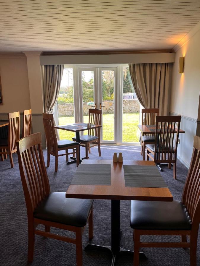 Beaufort Park Hotel Mold Exteriör bild
